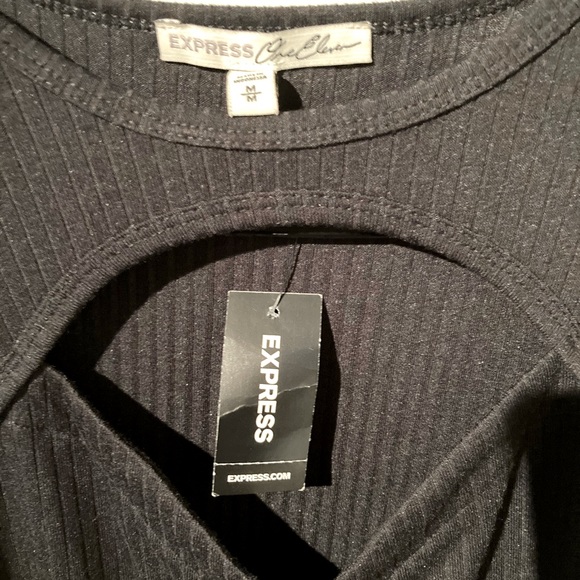 Express Ribbed Cut-Out Top - Picture 4 of 4